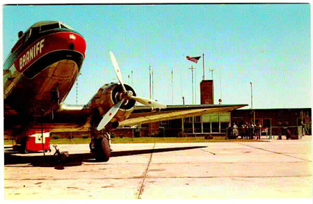 Braniff DC3